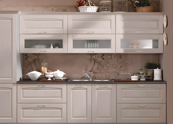 Consulenza esperta di App Cucine azienda cucine artigianali italiane